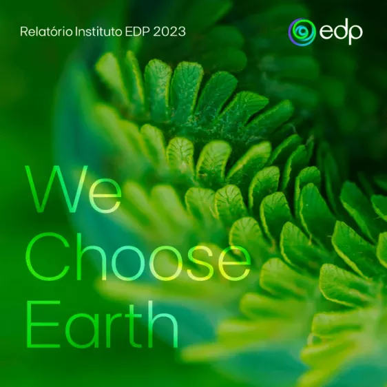 Imagem de uma planta com o logo EDP e a frase We Choose Earth